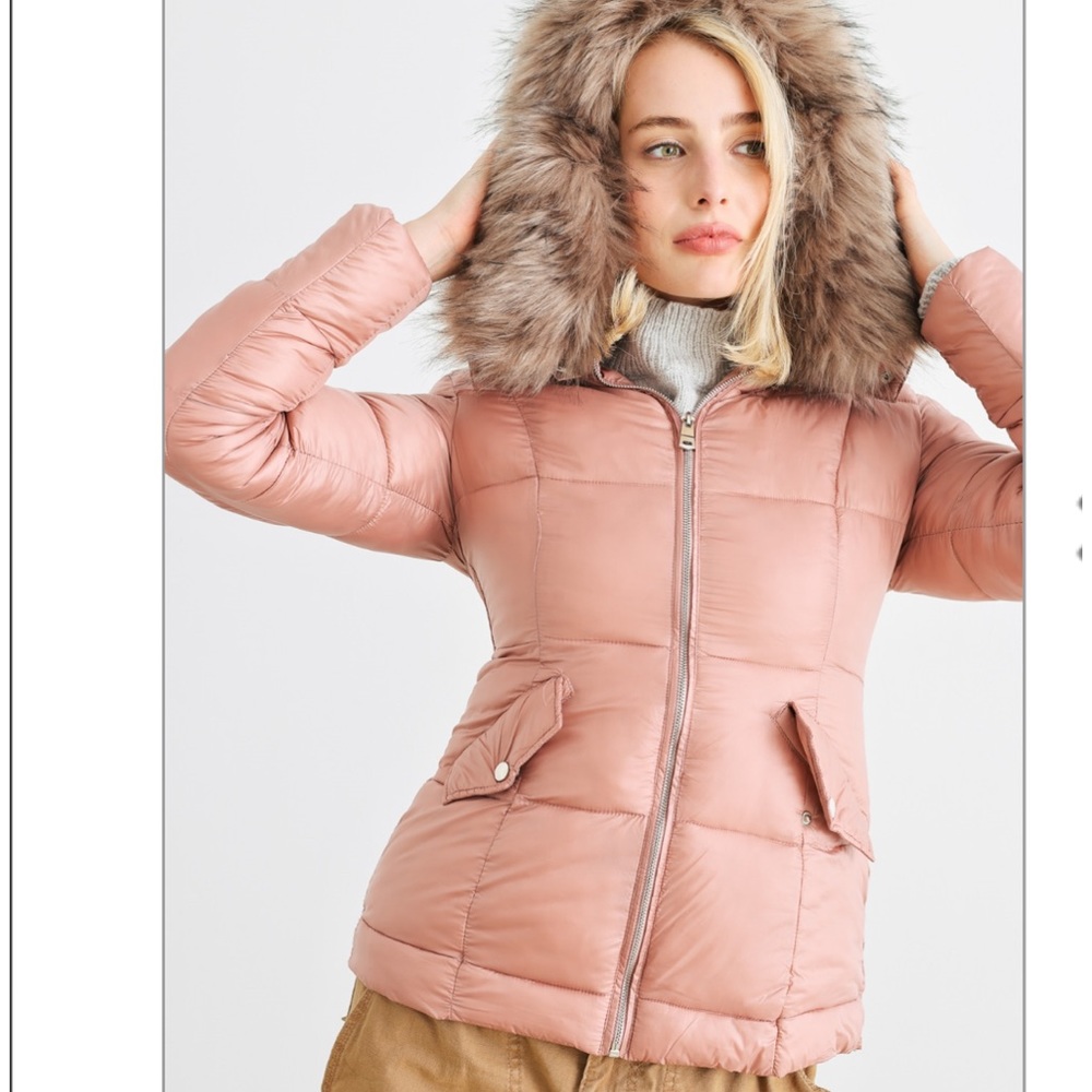 NEW Mauve Long Sleeve Faux Fur Hood Water Resistant Puffer Jacket